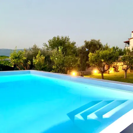 The Backyard Villa Eva Exterior photo