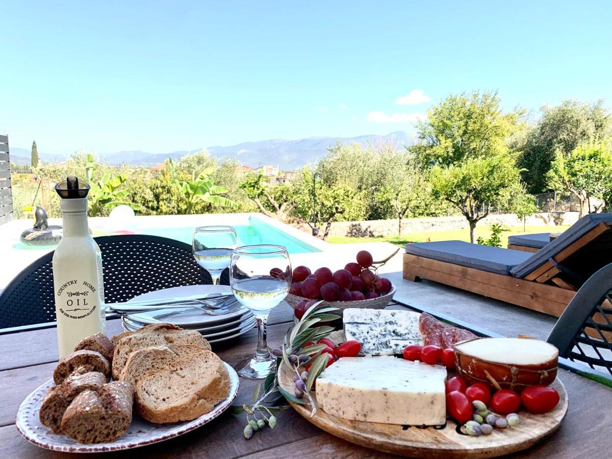 The Backyard Villa Eva
